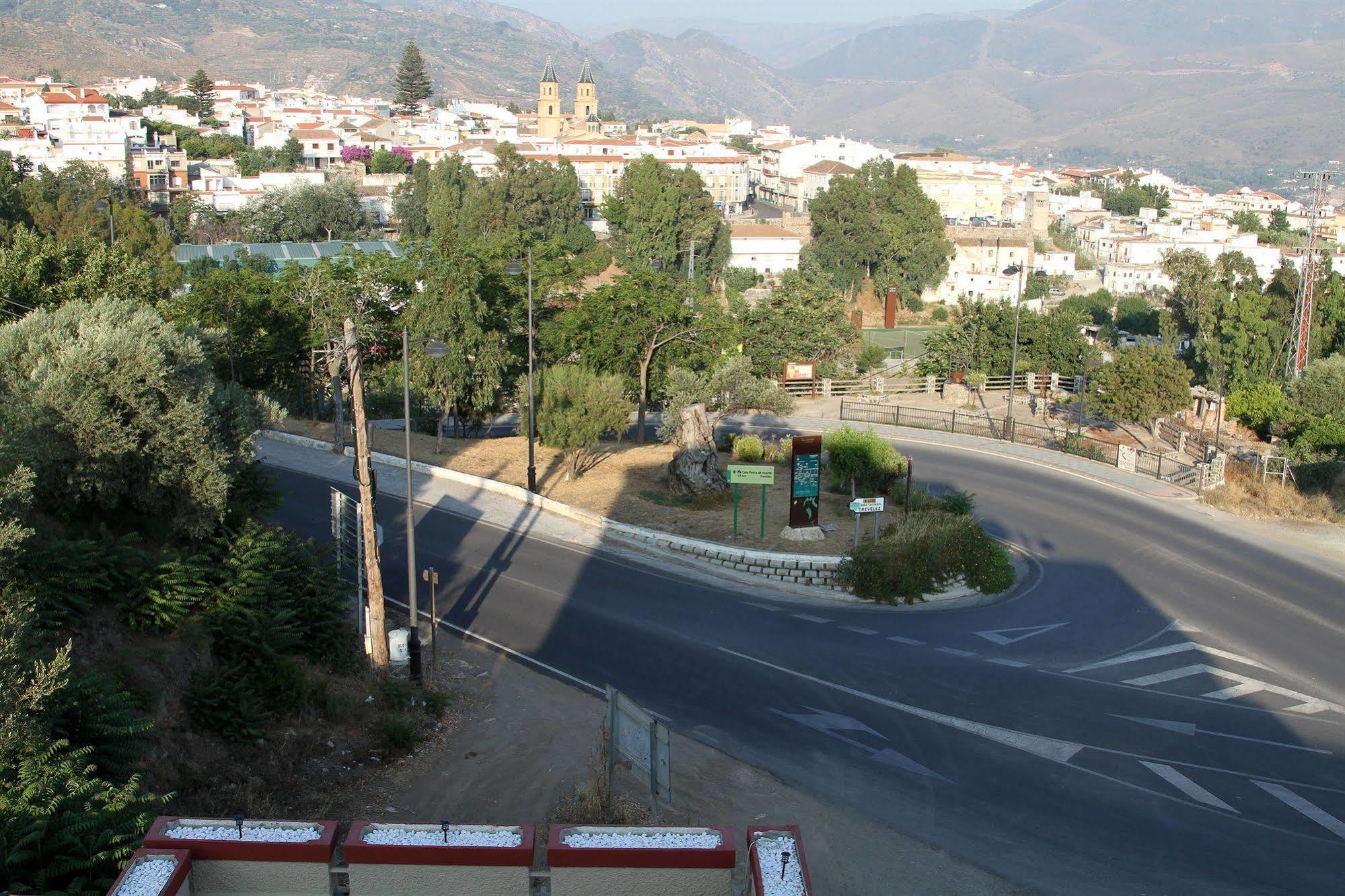 Hotel Puerta Nazari Orgiva Exterior photo